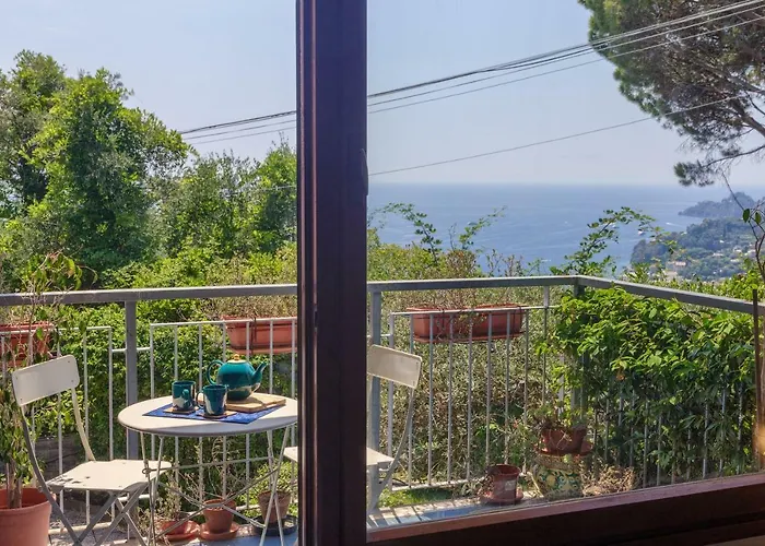 Casa Anna Sea View, Pool, Parking & Wifi * Rapallo
