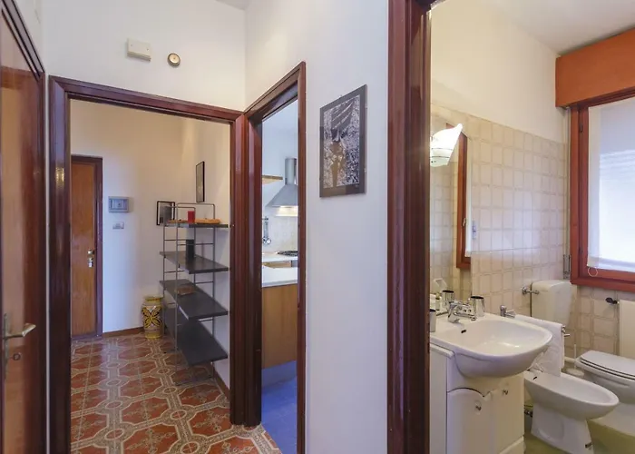 Apartamento Casa Anna Sea View, Pool, Parking & Wifi *
