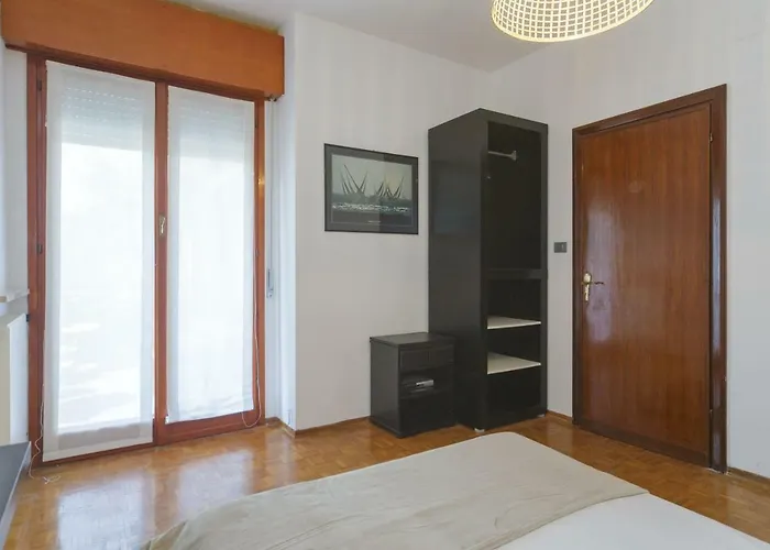 Apartamento Casa Anna Sea View, Pool, Parking & Wifi