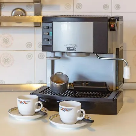 Casa Anna Sea View, Pool, Parking & Wifi * 라팔로